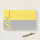 Gelb & Grau moderne Anfangsbuchstaben Monogramm Post-it Klebezettel (Auf Schreibtisch)