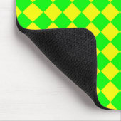 Gelb Grüne Schachbrett-Diamantmuster Mousepad (Ecke)