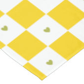 Gelb kardiert mit grünem Herztablett Tischdecke (Schrägansicht)