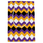 Gelb, Lila, schwarz und weiß Zigzag Zickzack Mittlere Geschenktüte (Vorderseite)