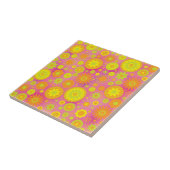 Gelb-orangees u. rosa Hippy Blumen-Muster Fliese (Seite)