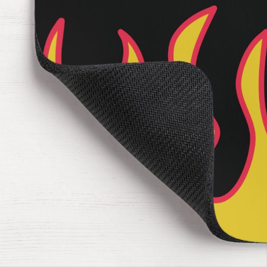 Gelb, Rot und Schwarze Flammen Personalisiert Mousepad (Ecke)