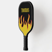 Gelb, Rot und Schwarze Flammen Personalisiert Pickleball Schläger (Links)