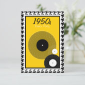 Gelb, Schwarz, Weiß und kariertes Thema der 50er J RSVP Karte (Stehend Vorderseite)