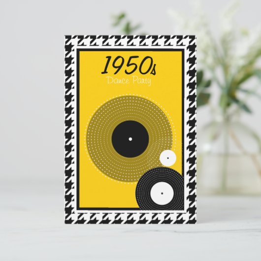 Gelb, Schwarz, Weiß und kariertes Thema der 50er J RSVP Karte (Stehend Vorderseite)