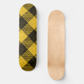 Gelb-Schwarzes Kreuzschachttiermuster Büffel-Karo Skateboard (Vorderseite)