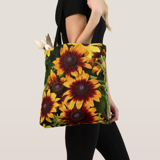 Gelb und Bronze Rubeckias Floral Tasche (Von Nahem)