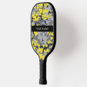 Gelb und Grau Camouflage Ihr Name personalisieren Pickleball Schläger (Links)