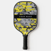 Gelb und Grau Camouflage Ihr Name personalisieren Pickleball Schläger (Rückseite)