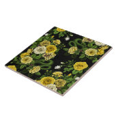 Gelb und grün versteckt in den Rose Fliese (Seite)