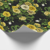 Gelb und grün versteckt in den Rose Geschenkpapier (Ecke)