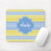 Gelb- und hellblauer Strick mit Monogramm Mousepad (Mit Mouse)