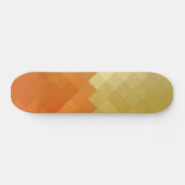 Gelb und orange Diamant Nahtloses Muster Skateboard (Horizontal)