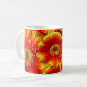 Gelb und Orange Gerbera Daisies Kaffeetasse (Vorderseite Links)