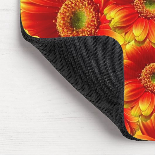 Gelb und Orange Gerbera Daisies Mousepad (Ecke)