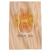 Gelb und orangefarbenes Mandela Mittlere Geschenktüte (Rückseite)