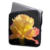 Gelb und Rosa Laptopschutzhülle (Vorderseite Links)