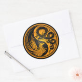 Gelb und Schwarzer Drache Phoenix Yin Yang Runder Aufkleber (Umschlag)