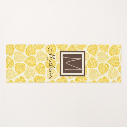 Gelb und Taupe Leaf Natural Trendy Monogram Yogamatte (Vorderseite (Horizontal))