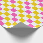 Gelb Weiß Rosa Kariertes Design  Geschenkpapier (Ecke)