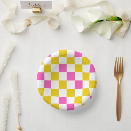 Gelb Weiß Rosa Kariertes Design Pappteller (Hochzeit)