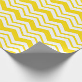 Gelb-weiße Chevron-Zickzack-Musterdesign Geschenkpapier (Ecke)