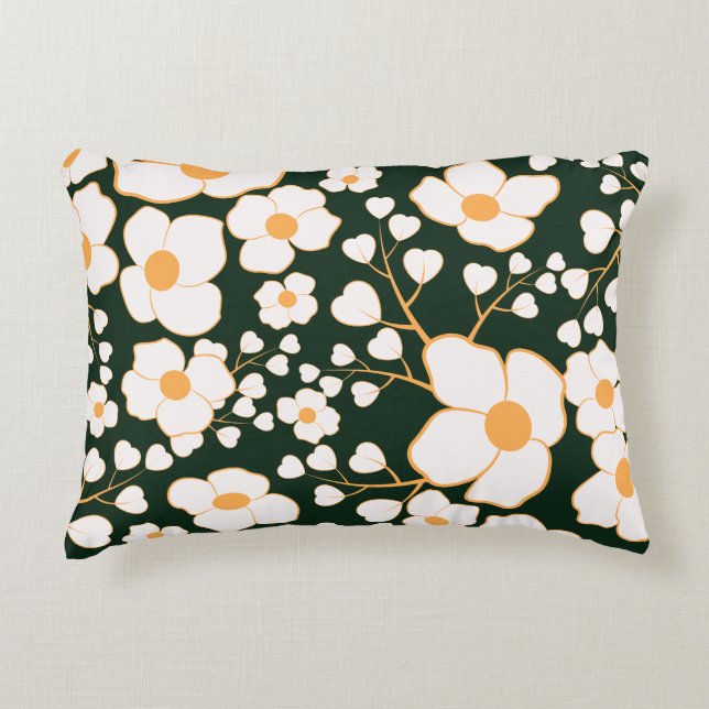 Gelb zentrierte weiße Blume und grüner Hintergrund Dekokissen (Vorderseite)