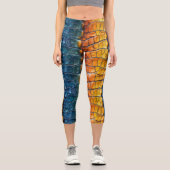 Gelbblauer Reptilienleder Capri Leggings (Vorderseite)