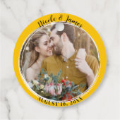 Gelbblütengelbe Minimalrunde Foto Hochzeit Geschenkanhänger (Rückseite)