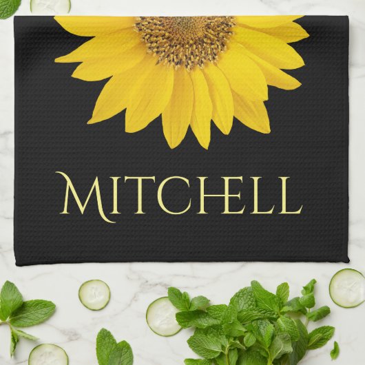 Gelbblütenschwarzer Individuelle Name Geschirrtuch (Gefaltet)