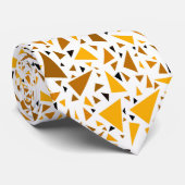 Gelbbraune Dreiecke auf weißem Retro-Hintergrund Krawatte (Gerollt)