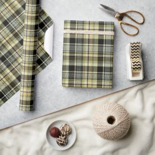 Gelbbrauner Tartan kariert. Geschenkpapier