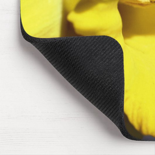 Gelbe affodische Blume Mousepad (Ecke)