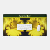 Gelbe affodische Blume Petals Personalisiert Schreibtischunterlage (Tastatur & Maus)