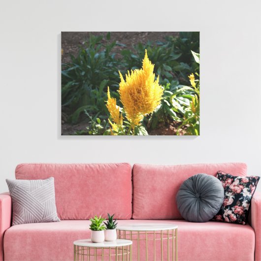 Gelbe Astilbe-Blume Leinwanddruck (Insitu (Wohnzimmer))