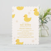 Gelbe Badeente. Niedliche Spielzeugtiervogeldusche Einladung (Stehend Vorderseite)