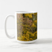 Gelbe Bäume des Herbstes Kaffeetasse (Links)