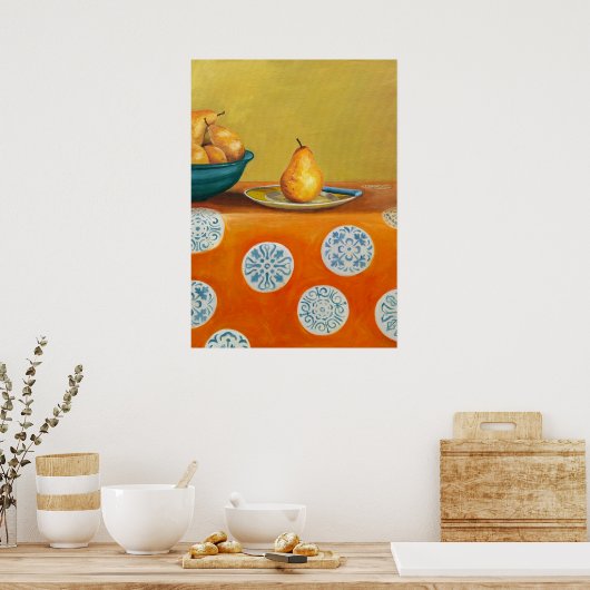 Gelbe Birnen auf orangefarbenem Tischdecken Poster (Küche)