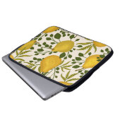 Gelbe Birnen Blätter Weißer Hintergrund Laptopschutzhülle (Vorne Knopf)