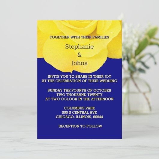 Gelbe blaue blühende Rose Elegante Coole Hochzeit Einladung (Stehend Vorderseite)
