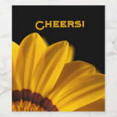 Gelbe Blume auf schwarzem Hintergrund Weinetikett (Einzelnes Label)