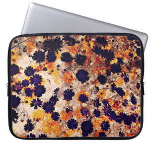 Gelbe Blume Blumenmuster Digitalkunst Laptopschutzhülle