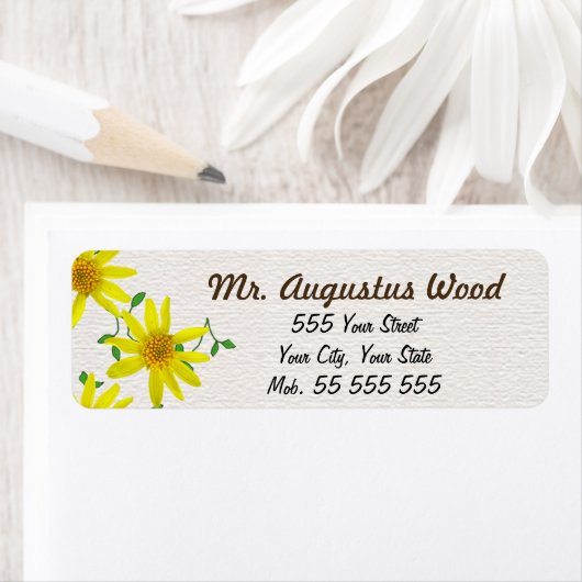 Gelbe Blume Brauner Name auf weißer Struktur (Insitu)