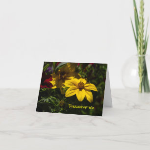 Gelbe Blume Denken Sie an geklappte Grußkarte Karte