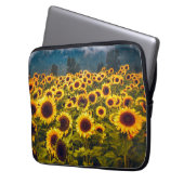 Gelbe Blume für Blumenfelder Laptopschutzhülle (Vorderseite Links)