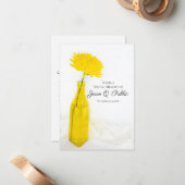 Gelbe Blume in Vase gemeinsam Gedächtnisbeerdigung Mitteilungskarte (Vorderseite/Rückseite Beispiel)