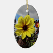 Gelbe Blume Keramikornament (Rechts)