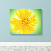 Gelbe Blume Leinwanddruck (Insitu (Holzboden))