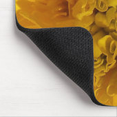 Gelbe BLUME POWER. Mousepad (Ecke)