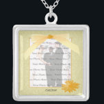 Gelbe Blume Silver Square Foto Necklace Versilberte Kette<br><div class="desc">Personalisieren Sie diese hübsche Halskette, um sie als Gastgeschenke Hochzeiten an Ihrem Hochzeitsempfang zu haben oder sich selbst als Erinnerung an Ihren besonderen Tag zu erleben. Diese Halskette ist auch das ideale Geschenk für die Braut am Brautparty. Personalisieren Sie das Foto, indem Sie den Text in den angegebenen Feldern ändern....</div>